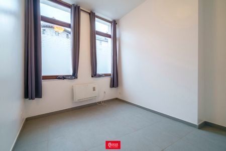 Appartement - à louer - - Photo 3