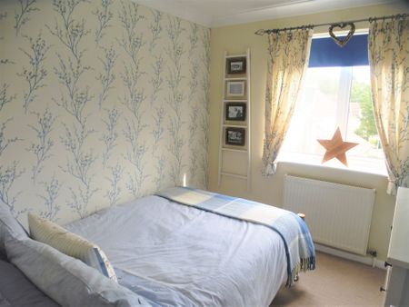 Chichester Close, Bury St. Edmunds - Photo 4