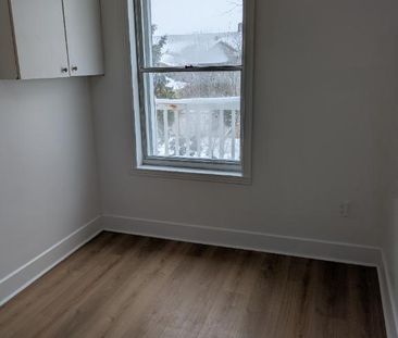 Logement 5 1/2 à louer - Photo 4