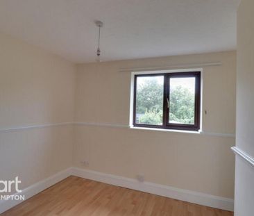 2 bedroom semi-detached house to rent - Photo 2