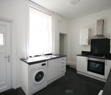 2 bedroom terraced house to rent - Photo 5