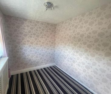 3 bedroom property to rent - Photo 3