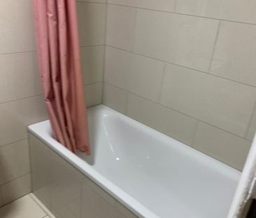 Room in a Shared House, Norbury Crescent, SW16 - Photo 3