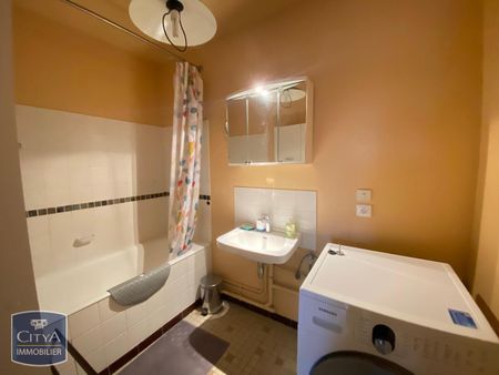 Location Appartement 3 pièces 78m² CEBAZAT 63118 - Photo 2