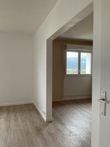 APPARTEMENT FAUX TYPE 4 80m2 ECHIROLLES - Photo 3