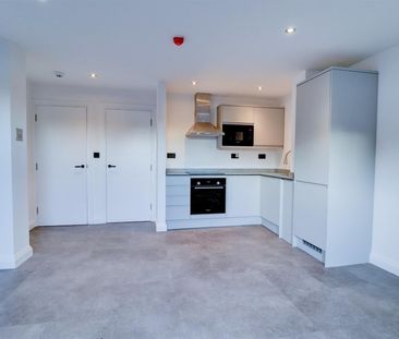 2 BED Apartment To rent - Photo 5