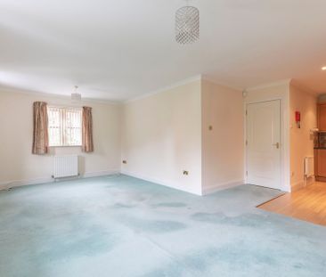 St. Georges Place, GL50 3PW - Photo 1
