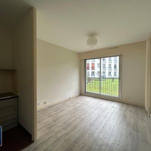 Location Appartement 1 pièce 24m² BLOIS 41000 - Photo 2