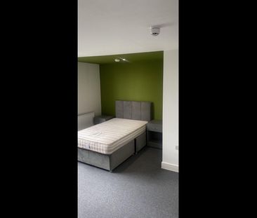 Studio Flat, Fishponds, BS16 - Photo 1