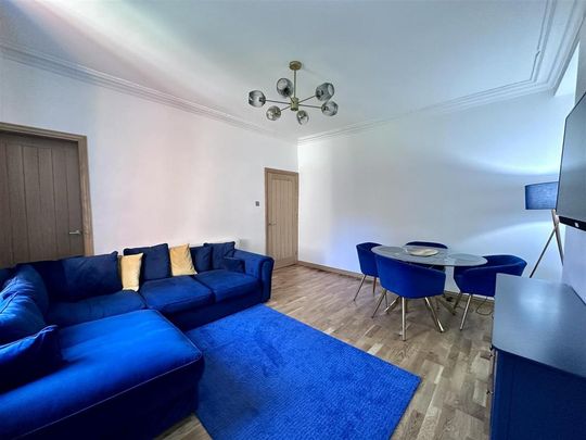 3 bedroom terraced house to rent - Photo 1