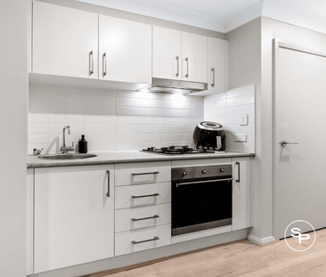 Stylish 1-Bedroom Studio in the Heart of Oran Park - Photo 4