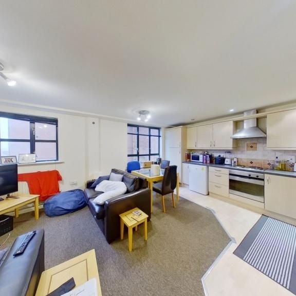 2 bedroom house to rent - Photo 1