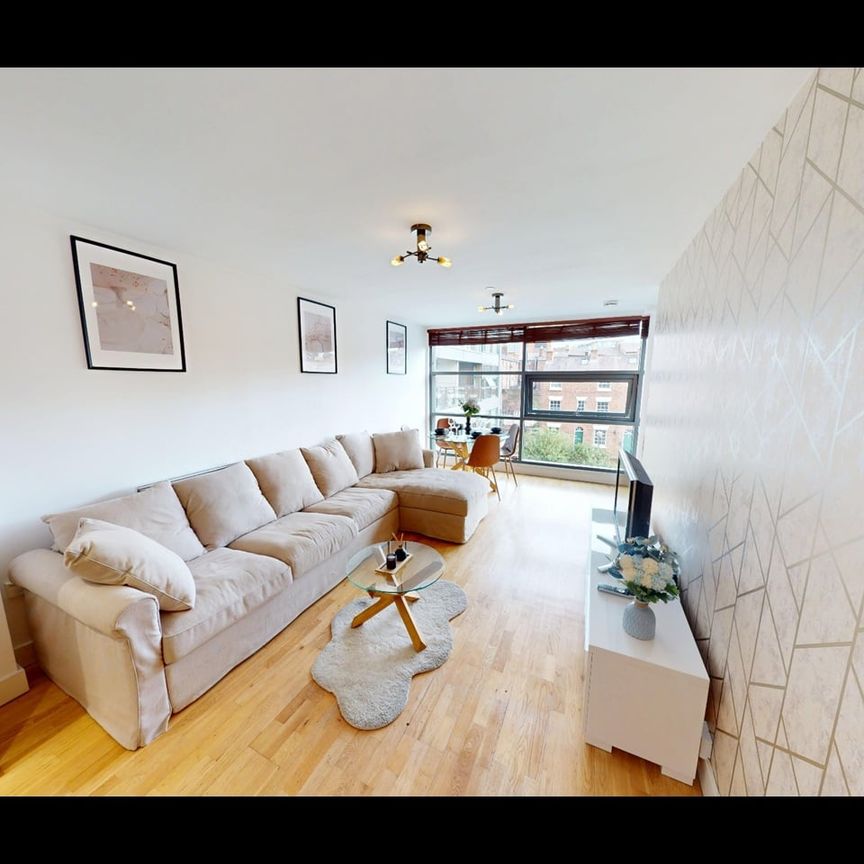 2 Bed Flat, Colquitt Street, L1 - Photo 1