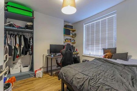 Woodville Road, Cathays, CF24 - Photo 2