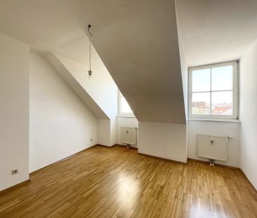 ++ZENTRALE LAGE++ Helle 2-Zimmer-Wohnung mit Schlossbergblick - Photo 1