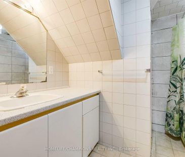 For Lease - 65 Whitburn Bsmt#2 Crescent, Toronto, Ontario - Photo 6