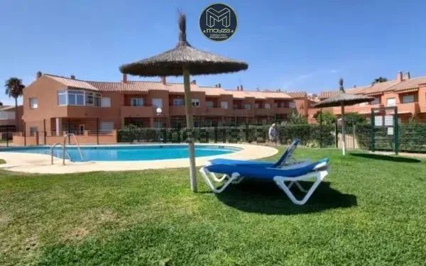 Alquiler de chalet adosado en Manilva - Photo 1