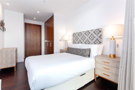 Thornes House, 4 Charles Clowes Walk, London, SW11 flat to rent - Photo 5