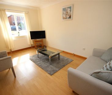 Gallivan Close, - Photo 1