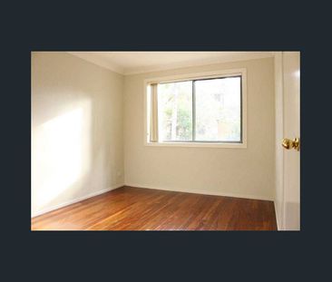 3 Rm Townhouse, 2 bathrooms, 3 toilets, 2 car garage, Baulkham Hills - Photo 3