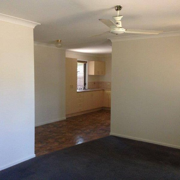 4 Bedroom Fully air-conditioned house! - Photo 1