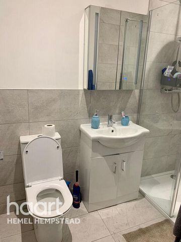 1 bedroom in a house share to rent - Photo 5