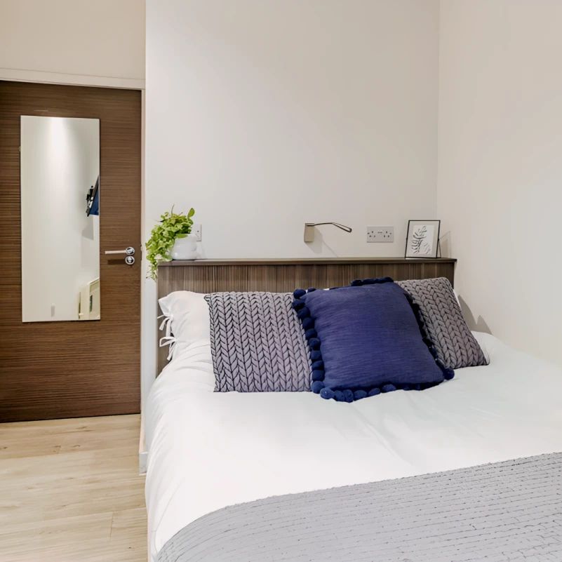 Deluxe 2 Bed Apartment - Photo 1