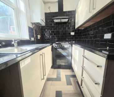 Newstead Grove, Halifax - Photo 6