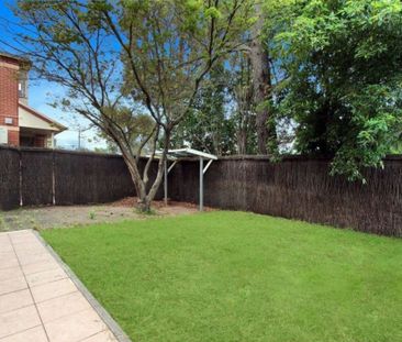 Free Standing Villa on a Great Location - Photo 3