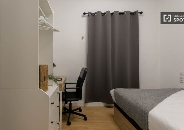 valencia, Valencian Community 46007