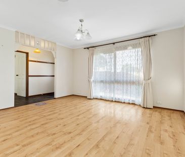 9 Doulton Drive, Trott Park SA 5158 - House For Rent | Domain - Photo 3