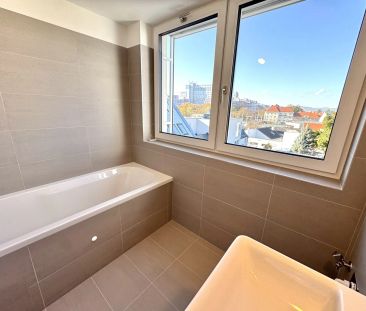 Dachgeschossausbau mit Terrasse & Klimaanlage - Erstbezug - UNBEFRI... - Photo 5