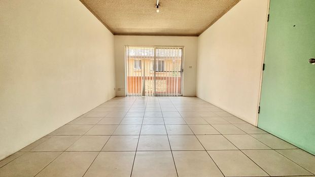 1ST FLOOR UNIT IN LONGFIELD - Photo 1