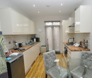 Flat to rent on - Photo 5