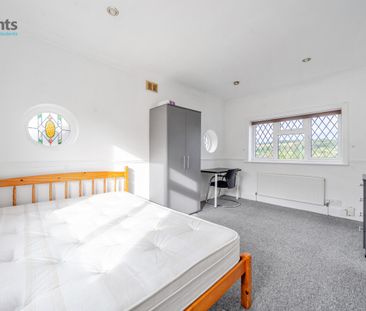 5 bedroom semi-detached house to rent - Photo 1