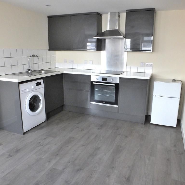2 bedroom apartment to rent - Photo 1