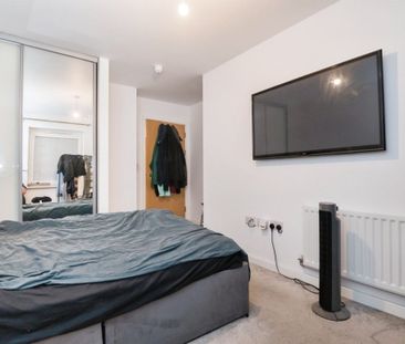 John Thornycroft Road - Photo 1