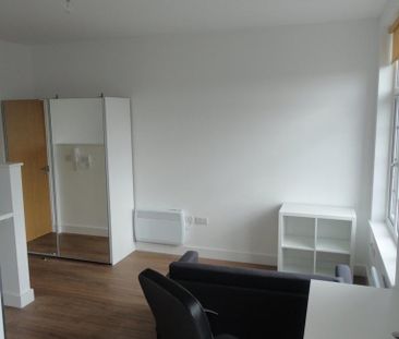 1 bedroom property to rent - Photo 2