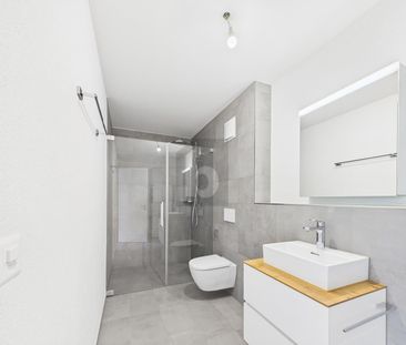 A STYLISH LIVING DREAM FOR THE SOPHISTICATED - Photo 4