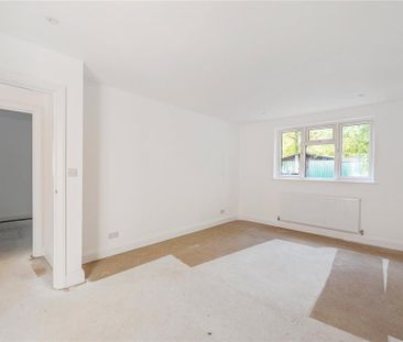 5 bedroom bungalow to rent - Photo 1