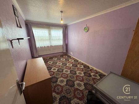 Summerwood Road, Isleworth, TW7 - Photo 4