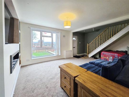 3 bedroom semi-detached house to rent - Photo 1