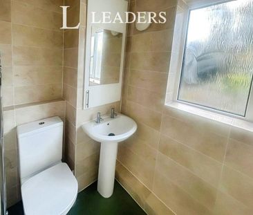 4 bedroom terraced house to rent - Photo 4