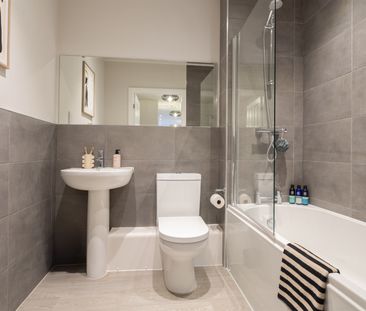 Casa, Abbey Court, Kirkstall, Leeds, LS5 - Photo 2