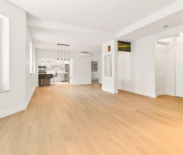 2100 Rue Chomedey, #102 - Photo 5