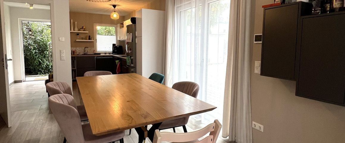 Neuwertiges Reiheneckhaus in Waldperlach mit Garten - Photo 1