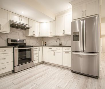 For Lease - 34B Pine Avenue, Mississauga, Ontario - Photo 3