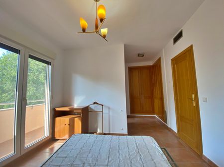 Fantastic detached house in Picanya - Photo 4