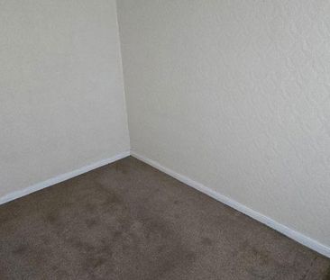 1 bed studio flat to rent in SR2 - Photo 5