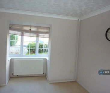 2 bedroom terraced house to rent - Photo 6